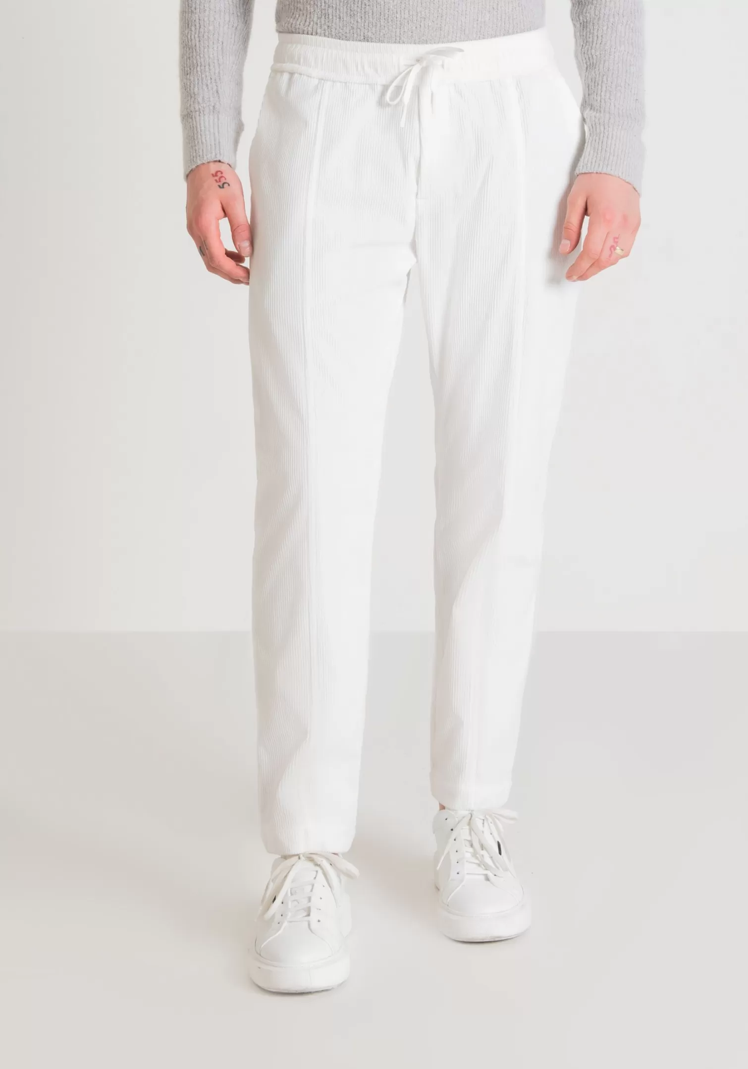 Pantaloni>Antony Morato Pantaloni Regular Fit In Morbido Velluto Con Coulisse Crema