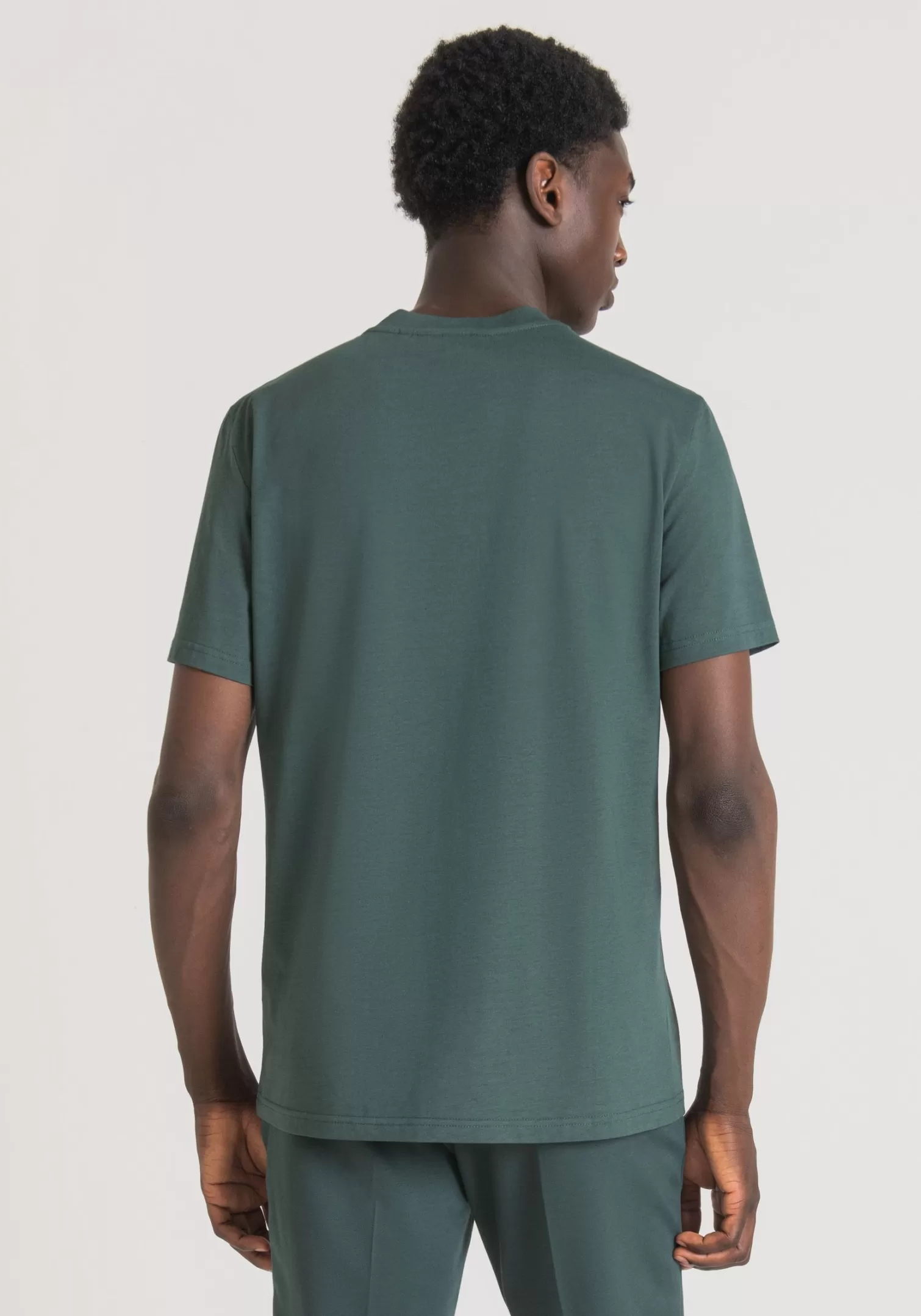 T-Shirts E Polo>Antony Morato T-Shirt Regular Fit In Viscosa Sostenibile Con Stampa Logo Verde Bottiglia