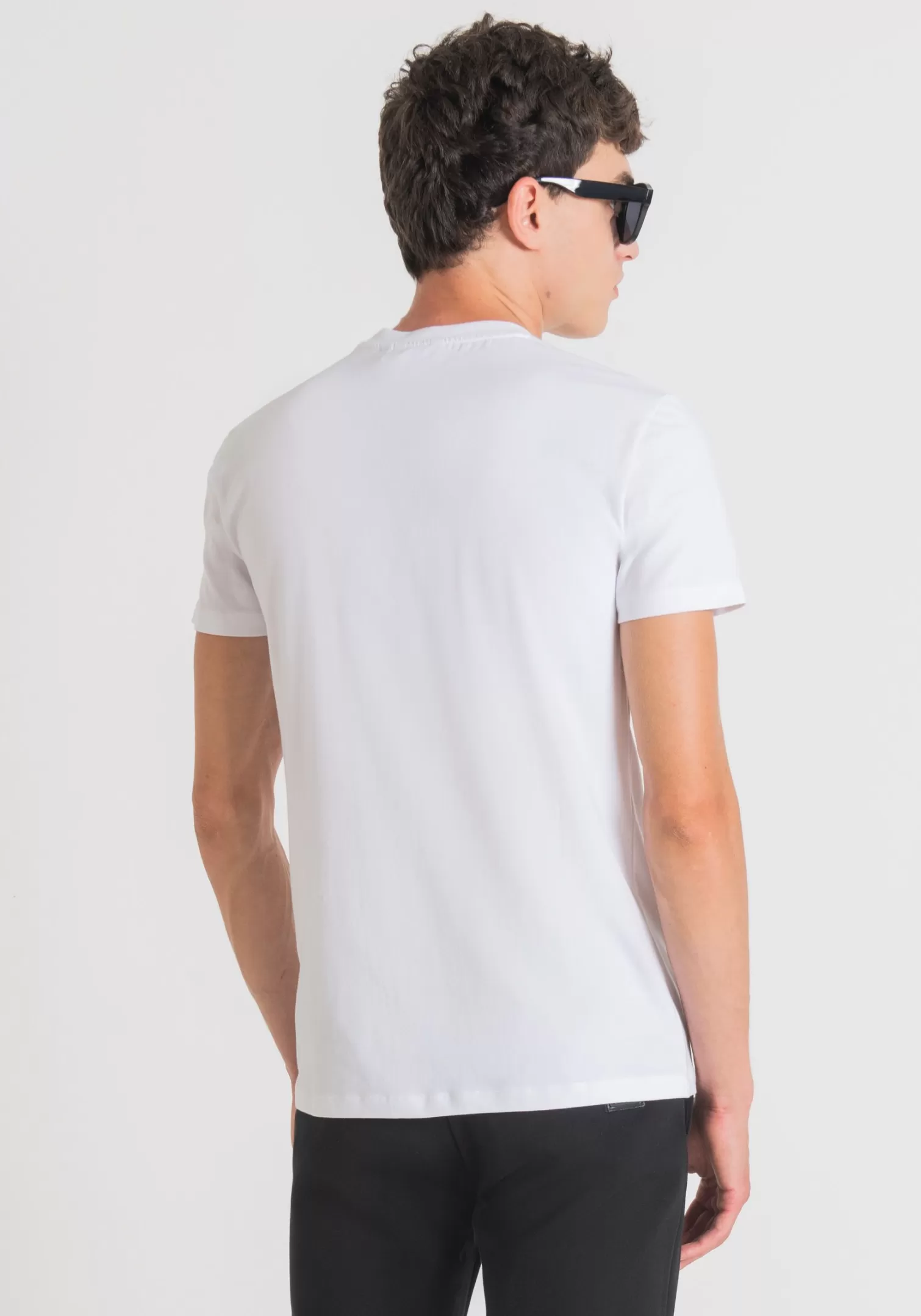 T-Shirts E Polo>Antony Morato T-Shirt Super Slim Fit Con Taschino In Similpelle Bianco